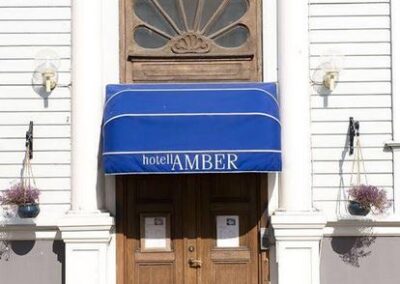 Hotel Amber 7