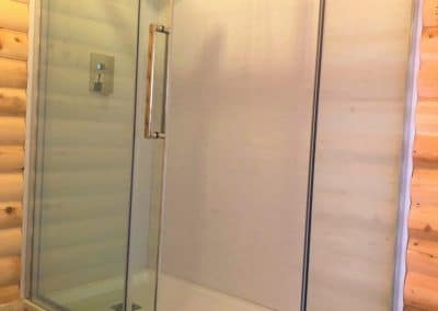 SHOWER ROOM 2