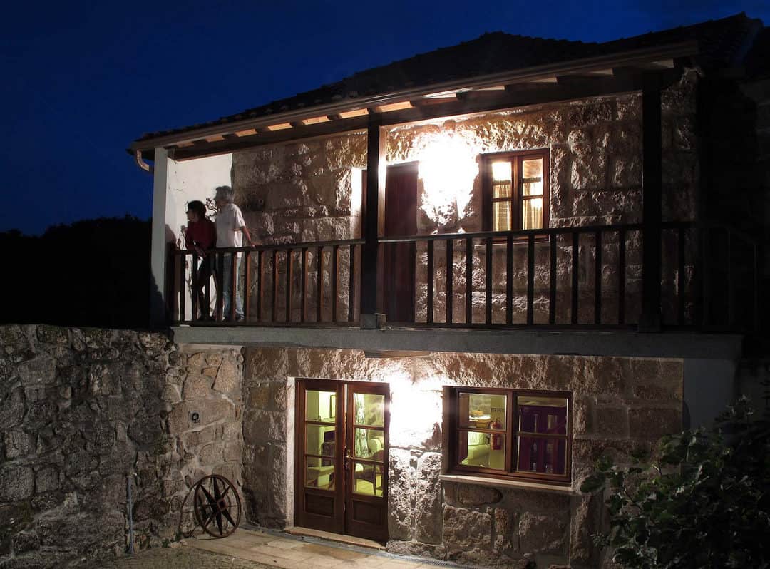 NEU! Tradtionelles Gästehaus inmitten wildschöner Natur/Portugaltouren